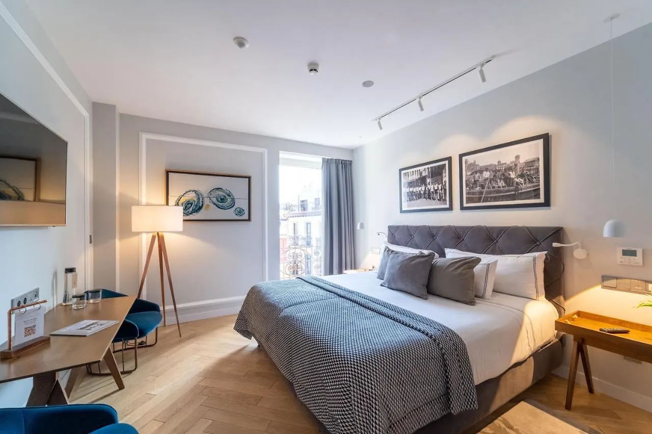 סן סבסטיאן Lasala Plaza Hotel - Adults Only 4*, סן סבסטיאן ספרד